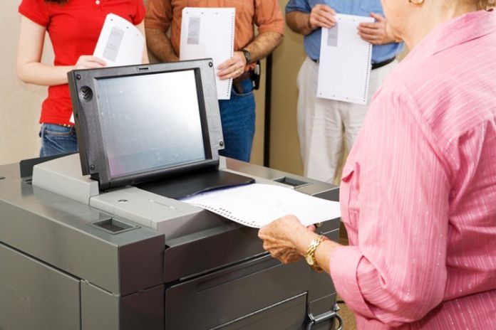 Cómo funcionan los sistemas de votación electrónica