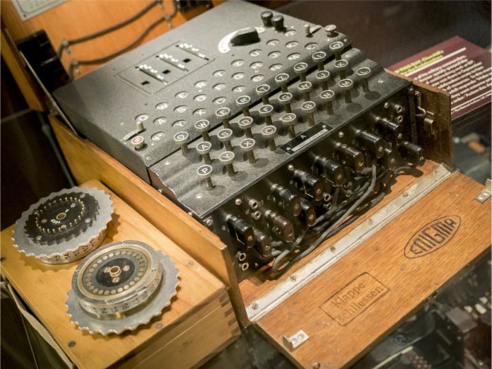 La máquina Enigma utilizada por los alemanes durante la II Guerra Mundial